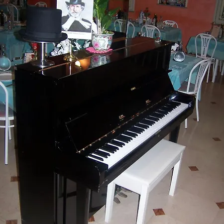 Imperiale & Отель