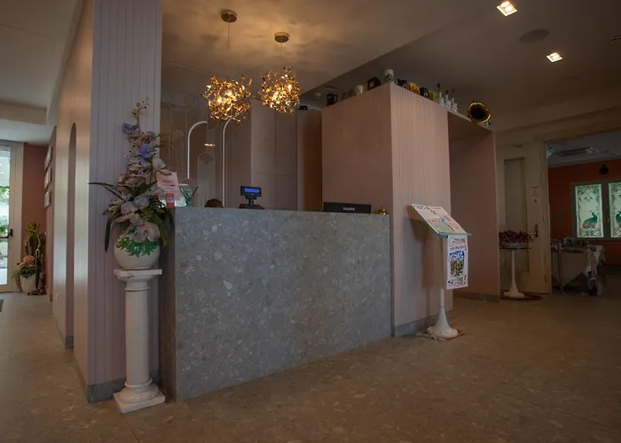 Imperiale & מלון 3*